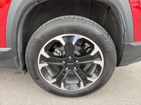 Used 2025 Chevrolet Equinox LT w/ Convenience Package II image 28