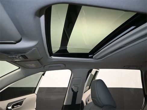 Used 2024 Toyota RAV4 Limited image 10