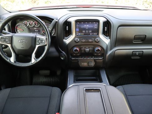 Used 2020 Chevrolet Silverado 1500 LT Trail Boss image 19