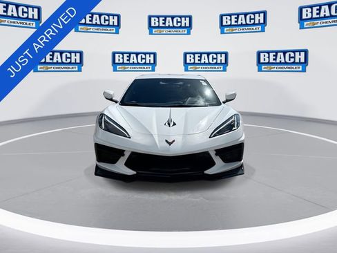 Used 2021 Chevrolet Corvette Stingray Preferred Cpe w/ Z51 Performance Package RWD image 3