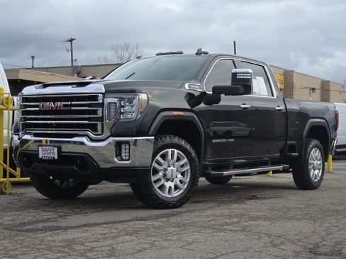 Used 2022 GMC Sierra 2500 SLT w/ SLT Premium Package image 2