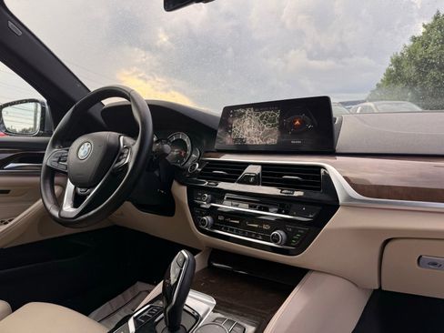 Used 2018 BMW 530i xDrive AWD/4WD image 39