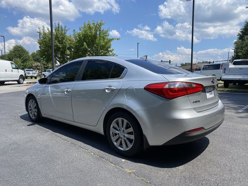 Used 2014 Kia Forte EX w/ Protection Package FWD image 7