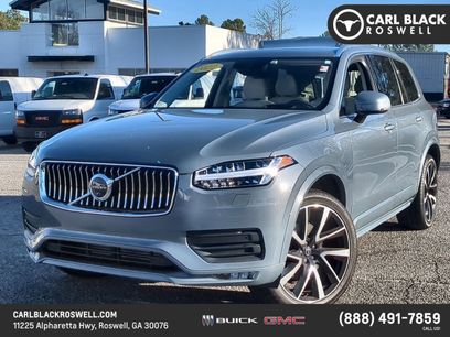 Used 2022 Volvo XC90 T6 Momentum w/ Advanced Package