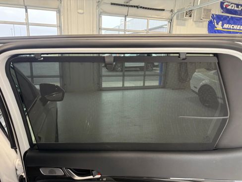 Used 2024 Hyundai Palisade Calligraphy image 21