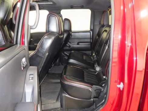 Used 2024 Nissan Frontier PRO-4X w/ Pro Premium Package AWD/4WD image 7