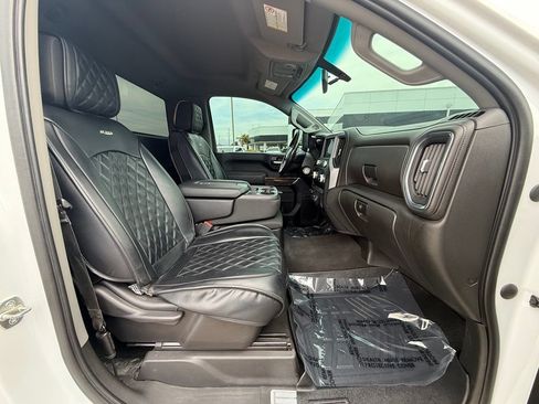 Used 2022 GMC Sierra 3500 SLE AWD/4WD image 15
