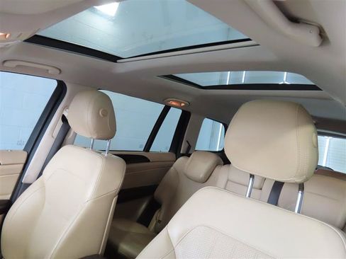 Used 2017 Mercedes-Benz GLS 450 4MATIC w/ Premium Package image 20