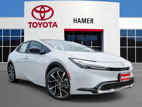 New 2026 Toyota Prius Plug-In Hybrid FWD image 1