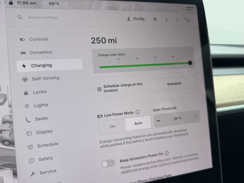 Used 2023 Tesla Model 3 Standard Range RWD image 3