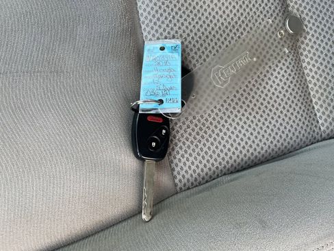 Used 2010 Honda Insight EX image 70