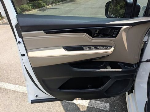Certified 2023 Honda Odyssey Touring image 31