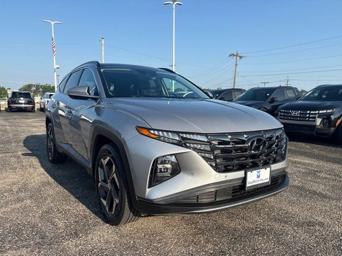 Used 2022 Hyundai Tucson Limited w/ Cargo Package AWD/4WD image 6