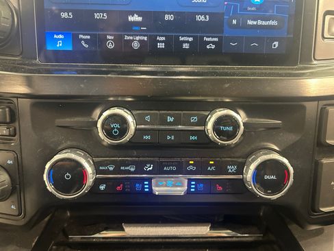 Used 2023 Ford F350 Lariat w/ Lariat Ultimate Package AWD/4WD image 15