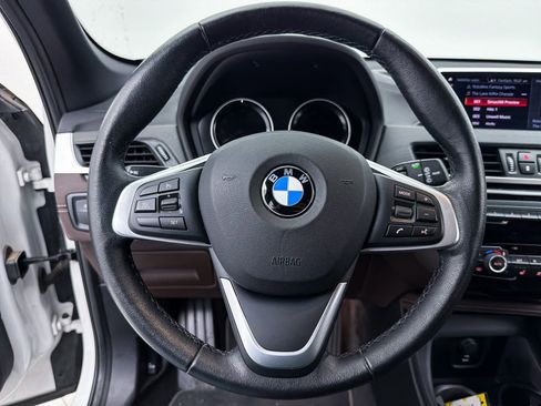 Used 2020 BMW X1 xDrive28i w/ Premium Package image 4