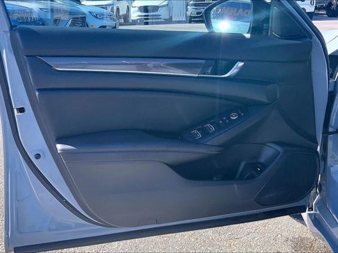 Used 2022 Honda Accord Sport image 23