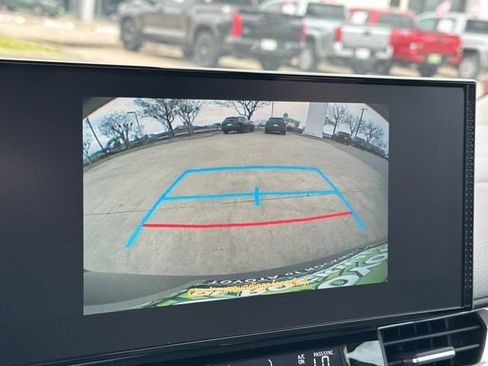 New 2026 Toyota Sienna XLE FWD image 17