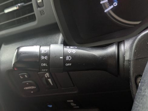 Used 2016 Toyota 4Runner SR5 Premium image 18