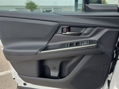 New 2026 Toyota bZ XLE Plus image 27