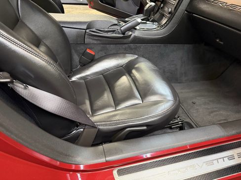 Used 2009 Chevrolet Corvette Coupe image 72