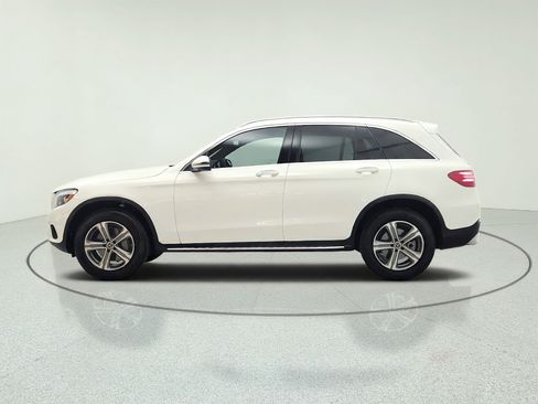 Used 2019 Mercedes-Benz GLC 300 4MATIC image 8