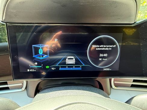 Used 2023 Hyundai Elantra Limited FWD image 19