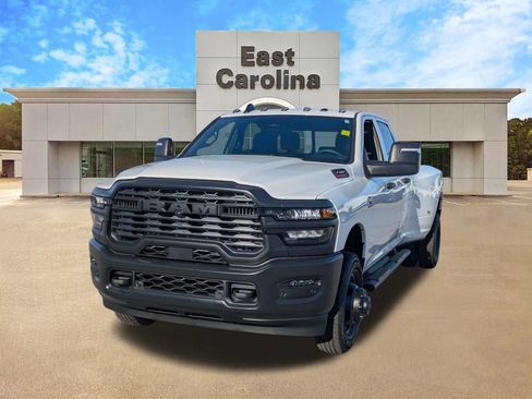 Certified 2026 RAM 3500 Tradesman AWD/4WD image 7
