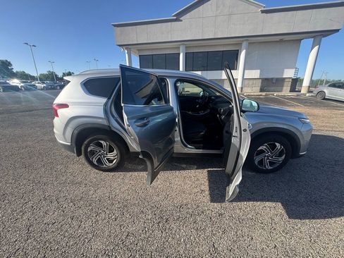 Used 2022 Hyundai Santa Fe SEL FWD image 8
