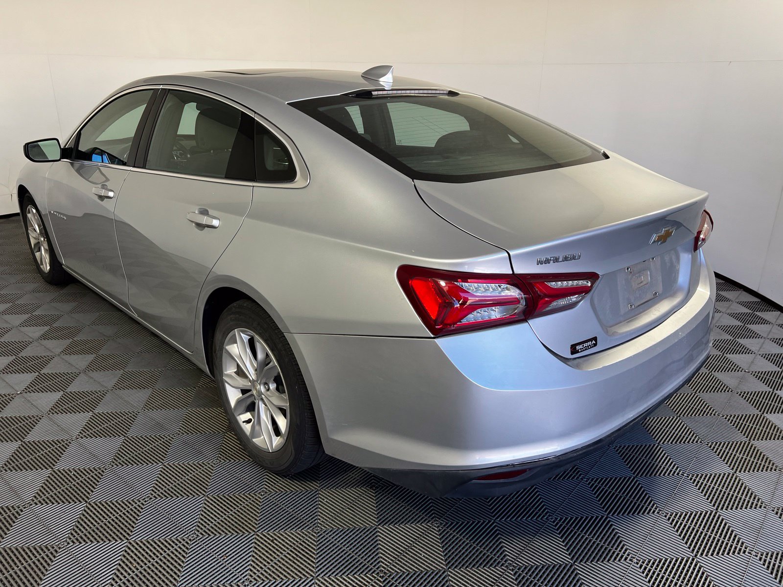 Used 2019 Chevrolet Malibu LT FWD image 7