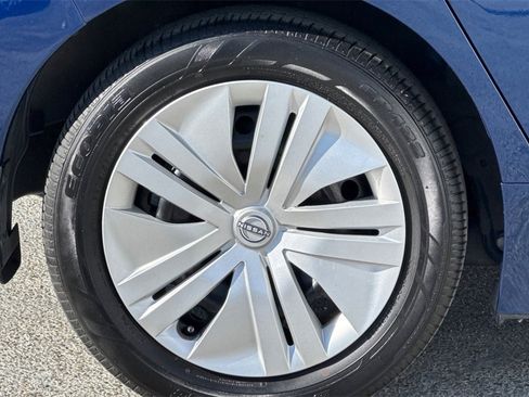 Used 2023 Nissan Leaf S image 25