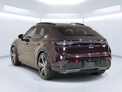 Certified 2024 Porsche Macan Turbo Electric AWD/4WD image 3