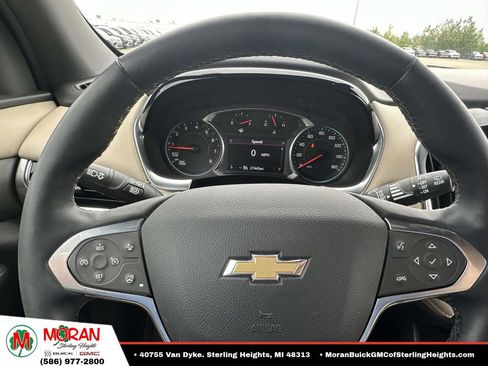 Used 2023 Chevrolet Traverse LT FWD image 20