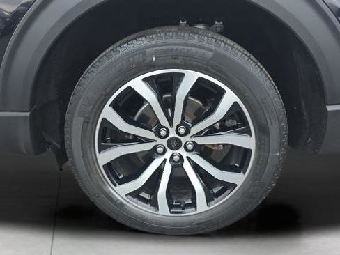 Certified 2022 Ford Explorer ST-Line w/ Class IV Trailer Tow Package image 12