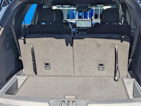 Used 2025 Ford Explorer ST-Line w/ Premium Package image 10