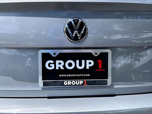 Used 2023 Volkswagen Jetta SE FWD image 33