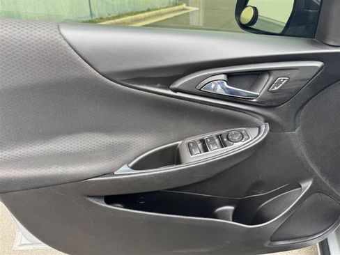 Used 2018 Chevrolet Malibu LT FWD image 22