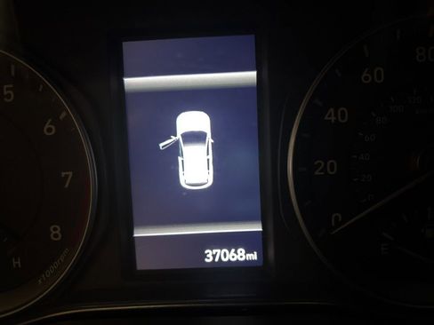 Used 2022 Hyundai Kona SEL w/ Convenience Package image 13