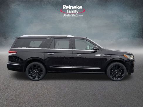 Used 2024 Lincoln Navigator L Reserve w/ Equipment Group 201A image 4