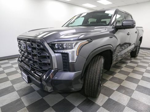 Used 2023 Toyota Tundra Platinum AWD/4WD image 4