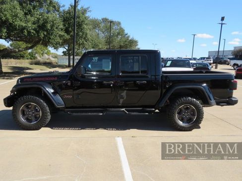 Used 2022 Jeep Gladiator Rubicon w/ LED Lighting Group image 2