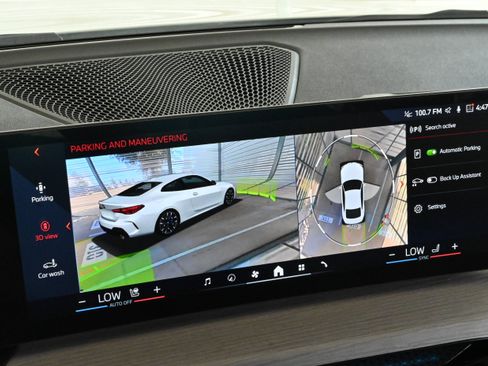 Used 2025 BMW 430i Coupe w/ M Sport Package RWD image 30