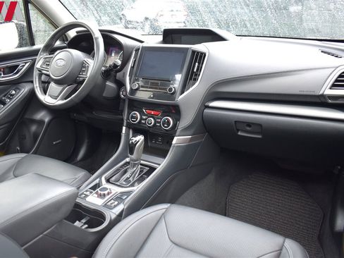 Used 2020 Subaru Forester Limited image 11