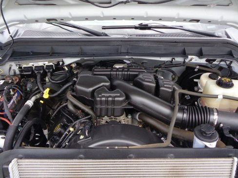 Used 2015 Ford F250 XL image 9