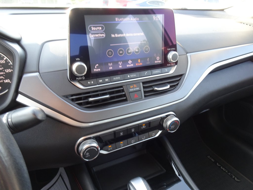 Used 2024 Nissan Altima 2.5 SR AWD/4WD image 18