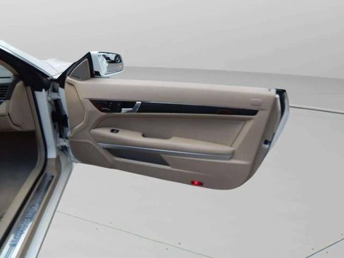 Used 2012 Mercedes-Benz E 350 Cabriolet image 36