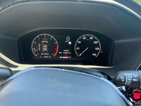 Used 2023 Honda CR-V EX-L image 9