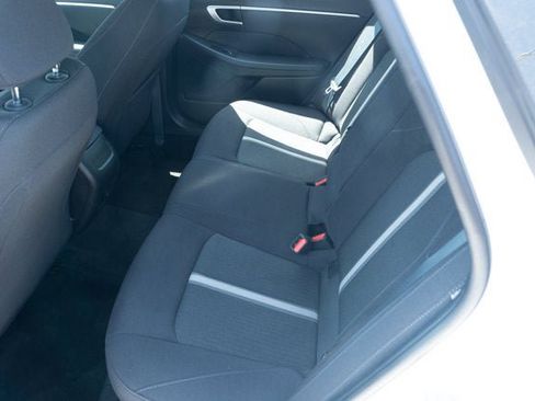 Used 2025 Hyundai Sonata SEL FWD image 31