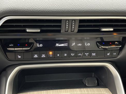 Certified 2024 MAZDA CX-90 Plug-In Hybrid w/ Preferred image 21