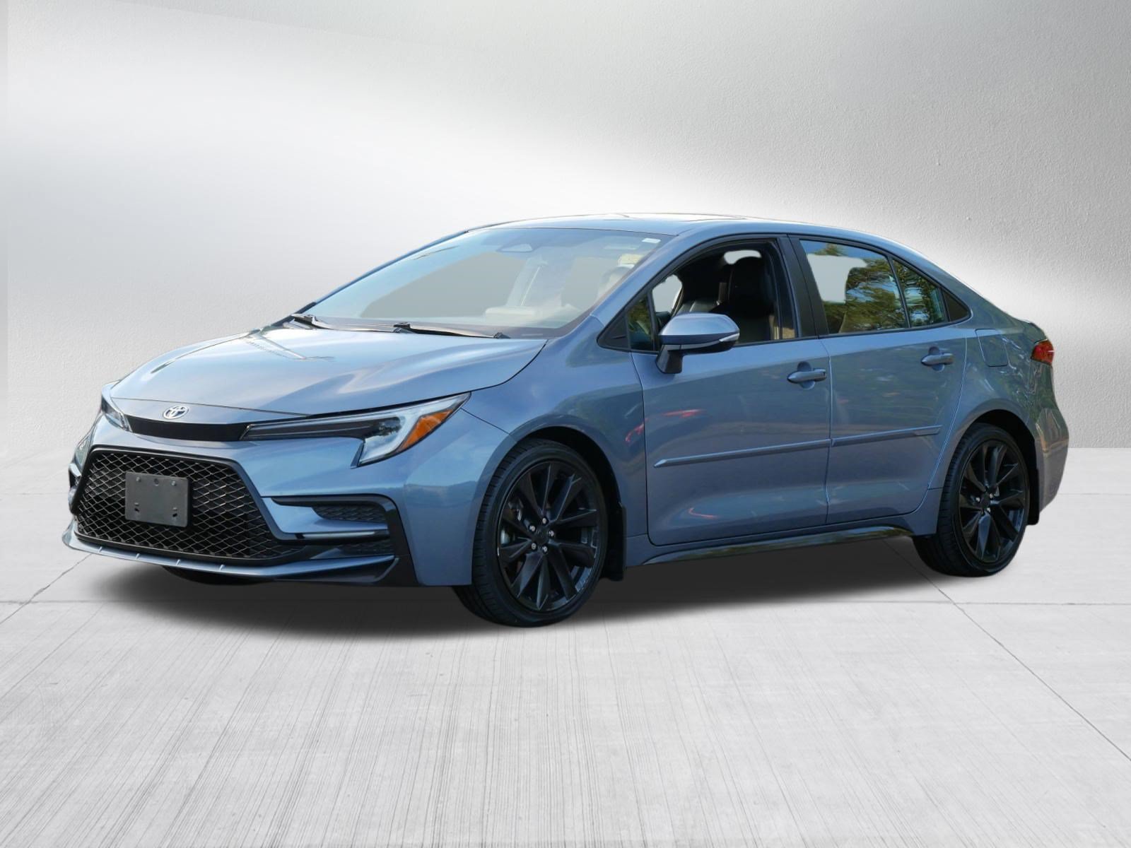 Used 2023 Toyota Corolla XSE w/ Carpet Mat Package (TMS) FWD image 3