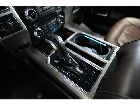 Used 2015 Ford F150 Platinum w/ Equipment Group 701A Luxury RWD image 20